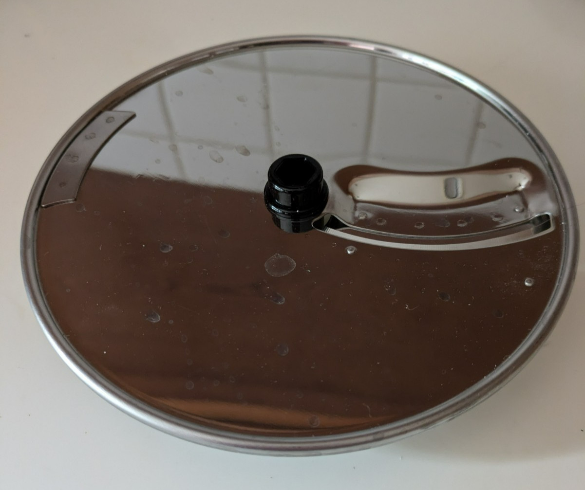 Vintage Oster Food Processor Blades (2) – Metal, 6.5″ in Plastic Case