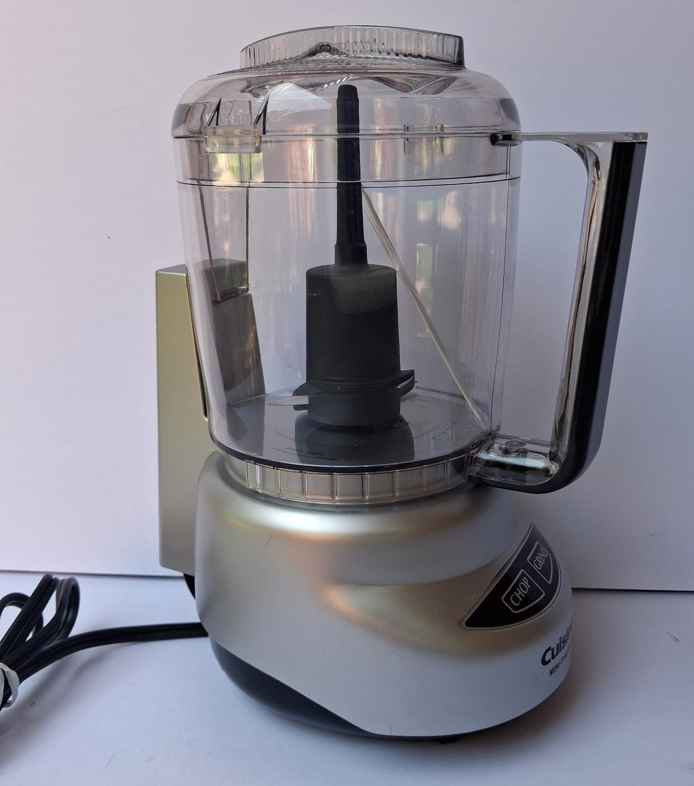 Cuisinart Mini-Prep Plus Food Processor 4-Cup Chopper Grinder CGC-4PC5 NWOB