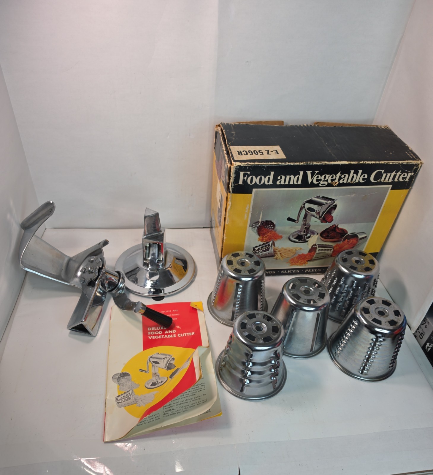 Vintage King Kutter Food and Vegetable Cutter Manual Food Processor w/ Cones