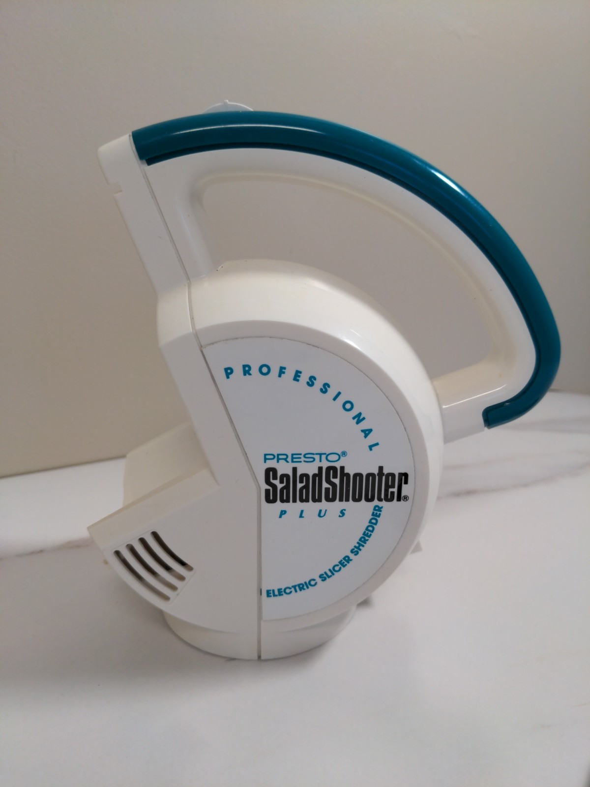 Presto Salad Shooter Professional Plus Electric Slicer Shredder 5 Blades