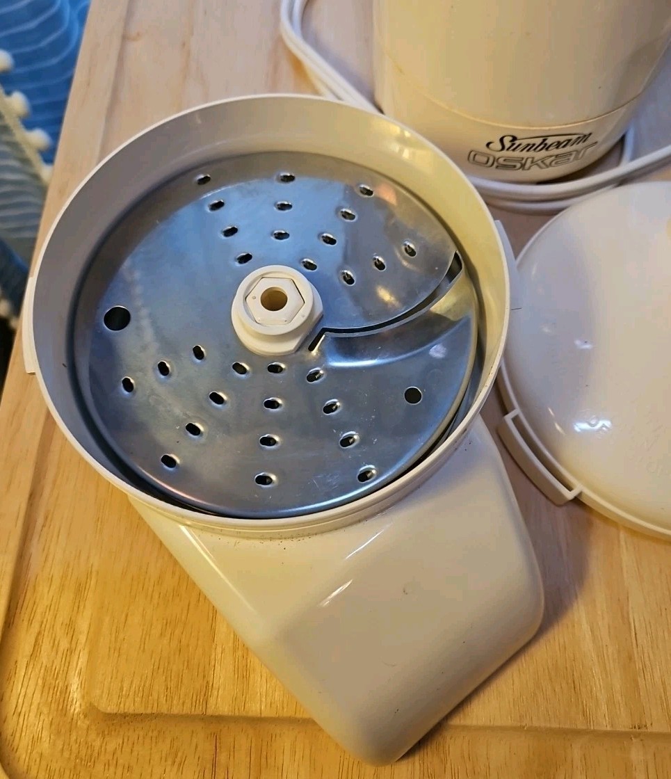Sunbeam Oskar #14081 Food Processor Chopper Made In France 500 Watts Vintage