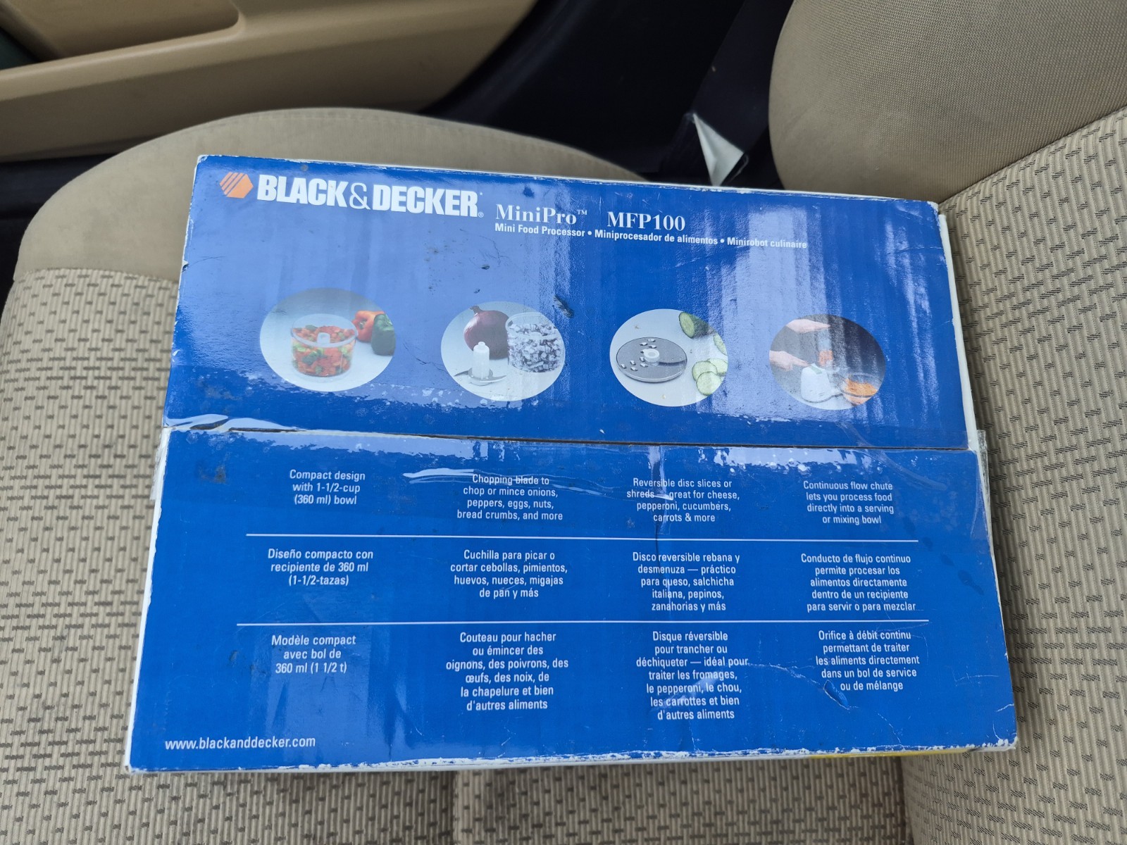 New In Box Black & Decker White Mini Food Processor MFP100