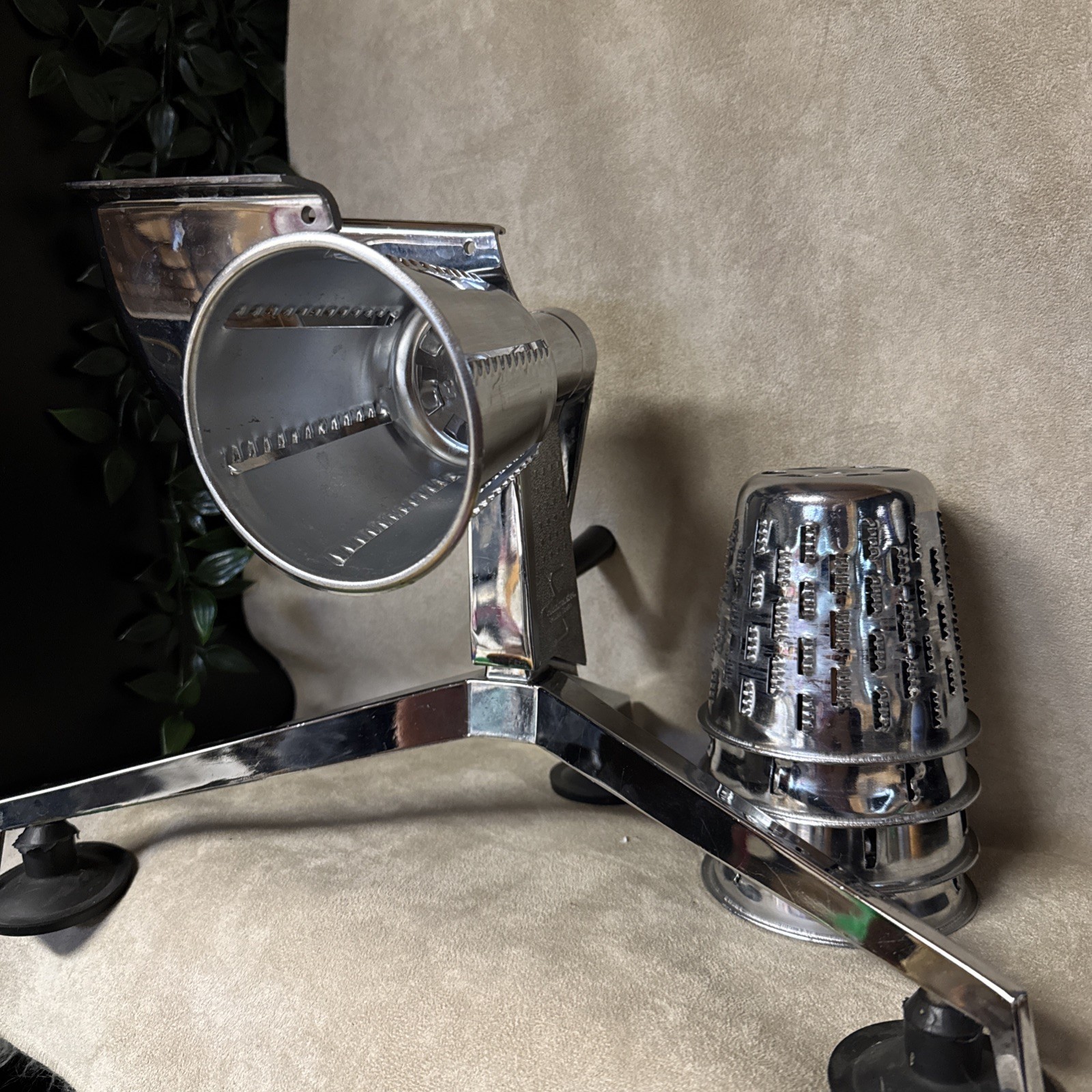 Vintage Saladmaster Food Processor 5 Star With 5 Cones