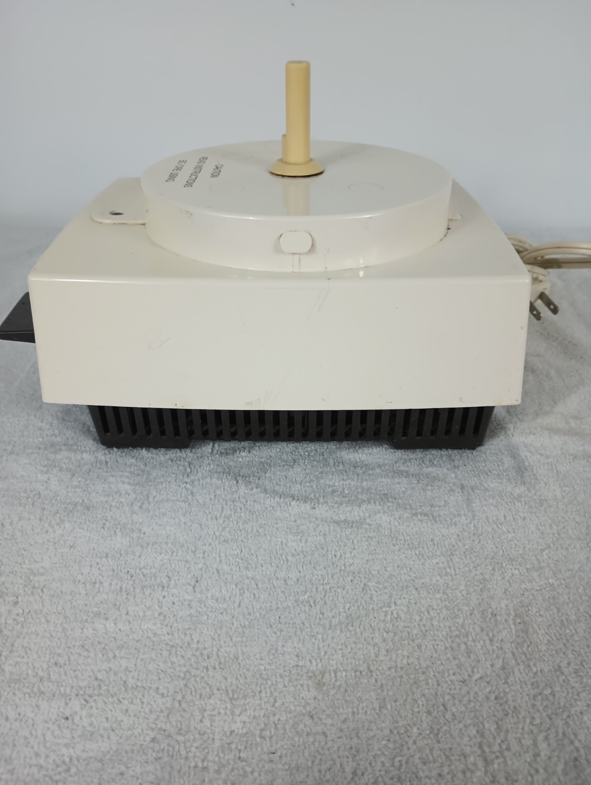 Cuisinart Basic Food Processor Replacement Beige Motor Base Unit TESTED WORKS