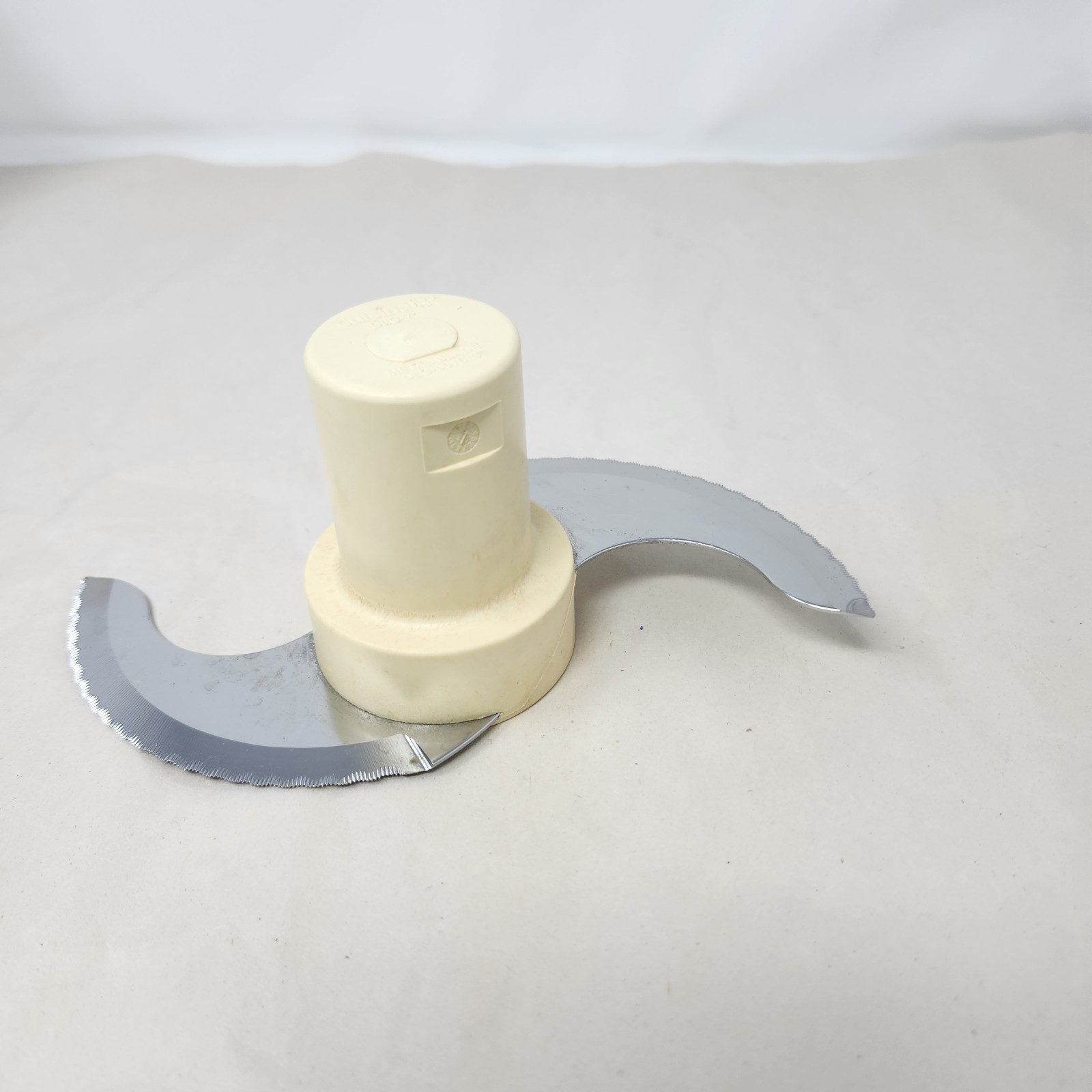 Cuisinart DLC-7 Food Processor Metal S-Blade Replacement Part DLC-001BIB