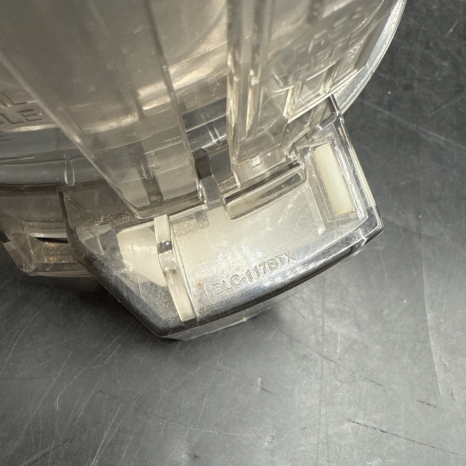 Cuisinart DLC-10 Food Processor Lid Chute Part DLC-117BGTX DLC-118BGTX