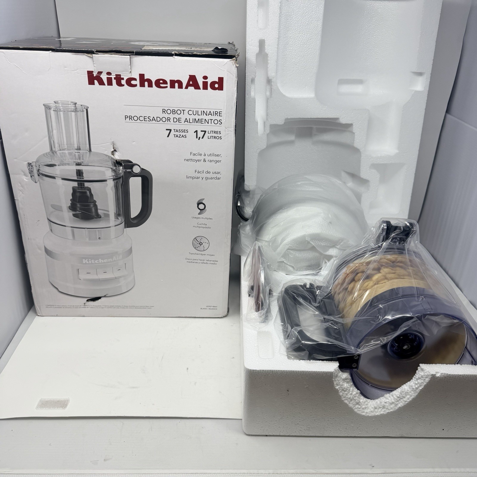 Brand New KitchenAid KFP0718WH 7-Cup Food Processor Chop Slice Puree, White