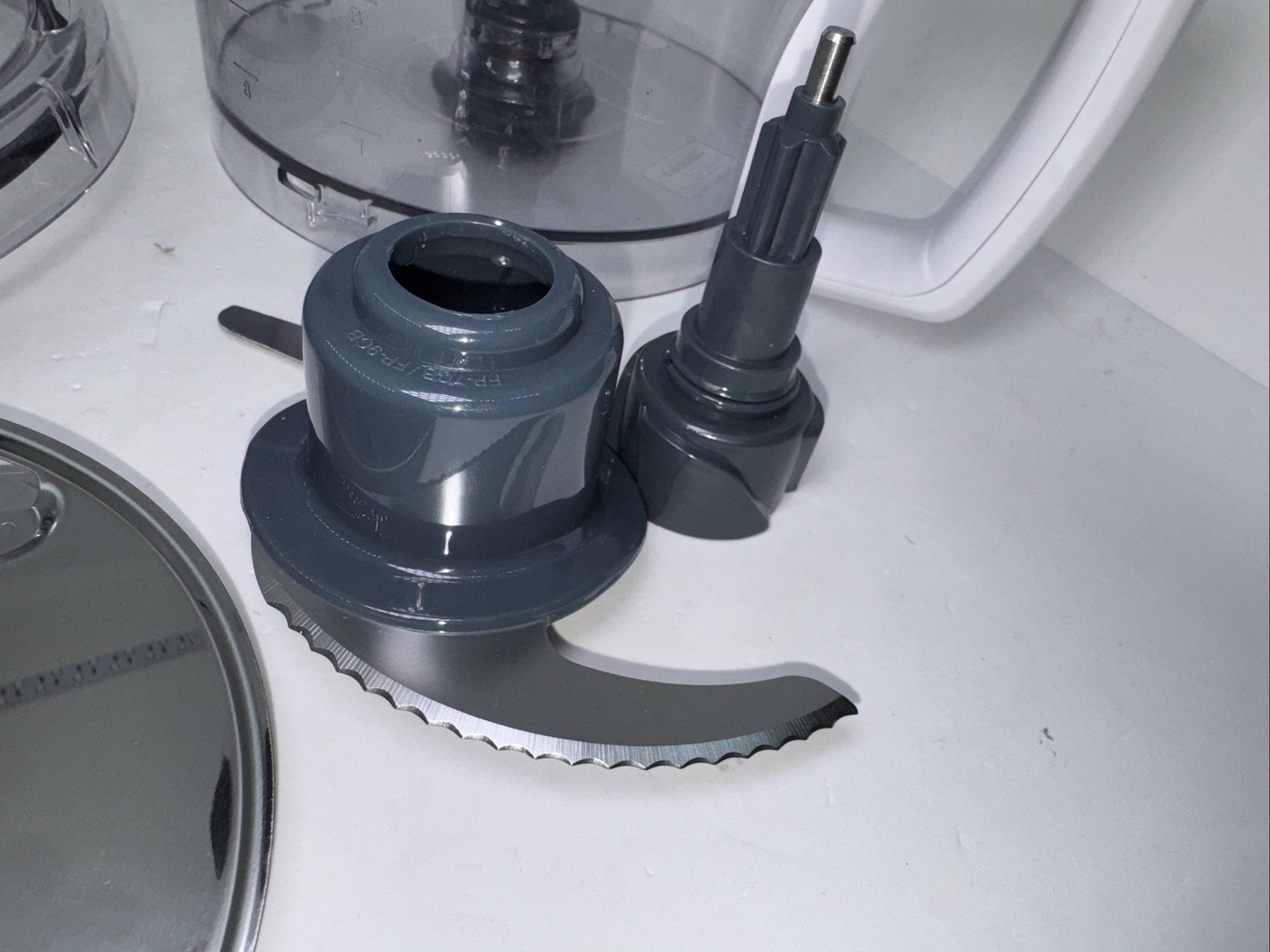 Cuisinart FP-7 FR 7-Cup Food Processor, White Tested Works Fine .
