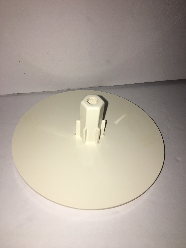 Cuisinart Custom 11 Food Processer Part For DLC-8M Per Pictures Attachéd