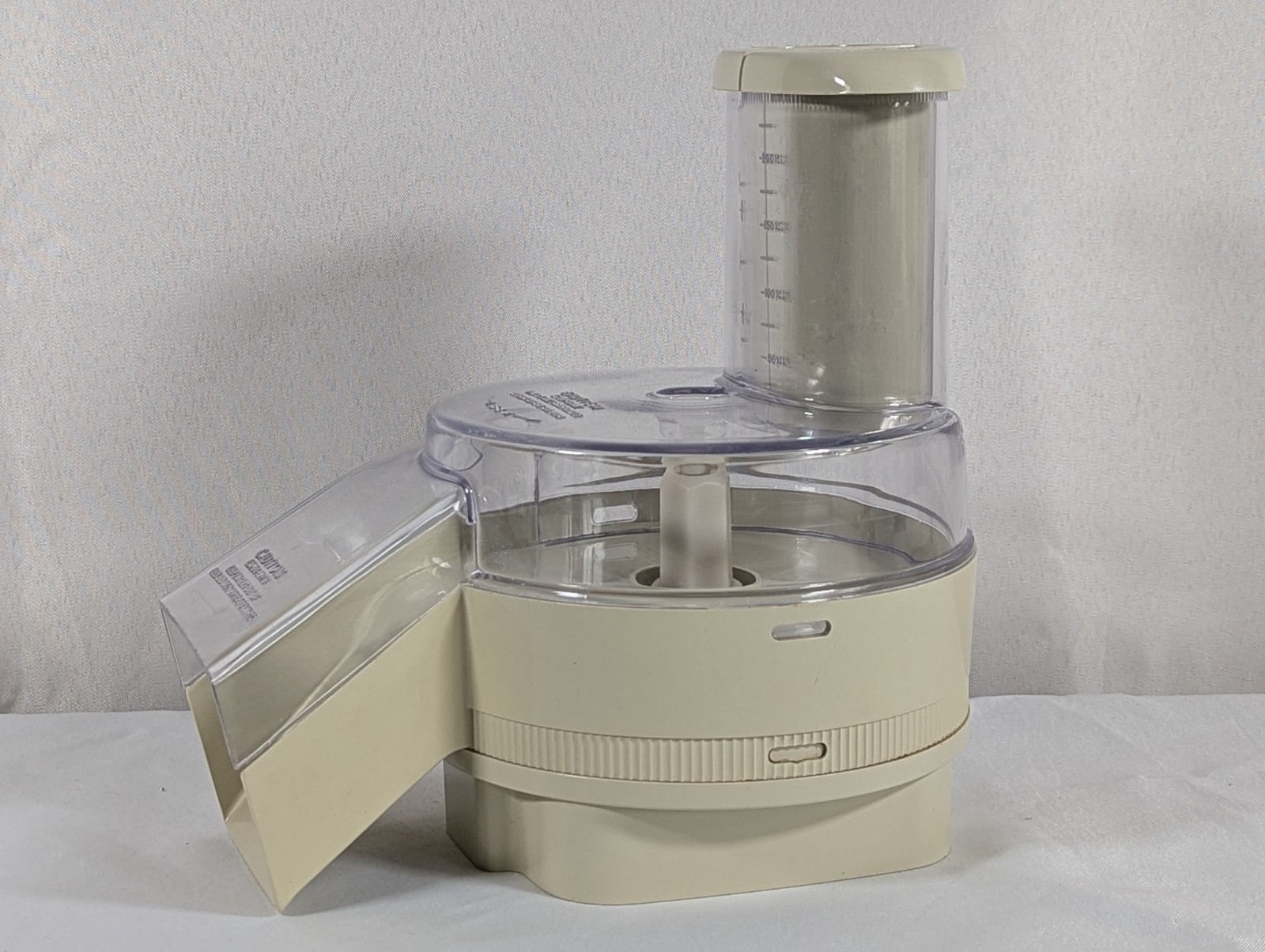 VTG Oster Regency Kitchen Center Food Processor Salad Shooter Top & Accessories