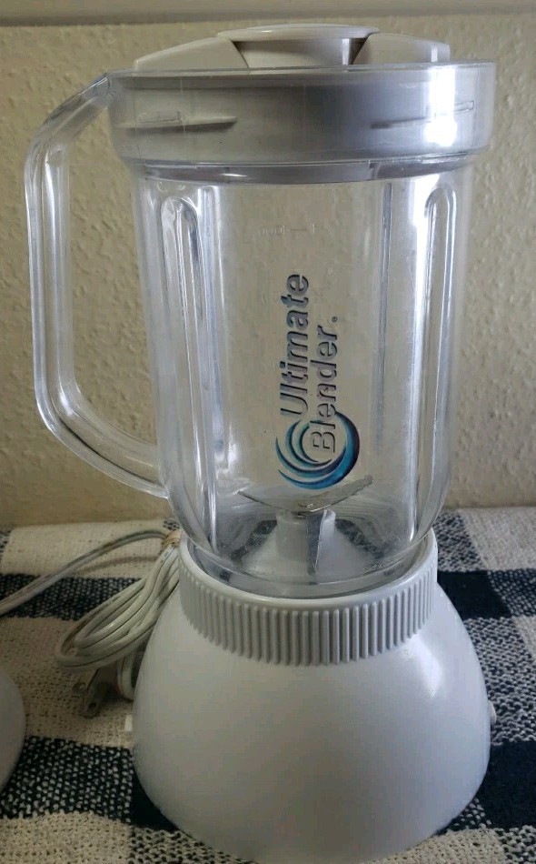 Ultimate Chopper CH-1 Food Processor With Ultimate Blender Pitcher Works Great