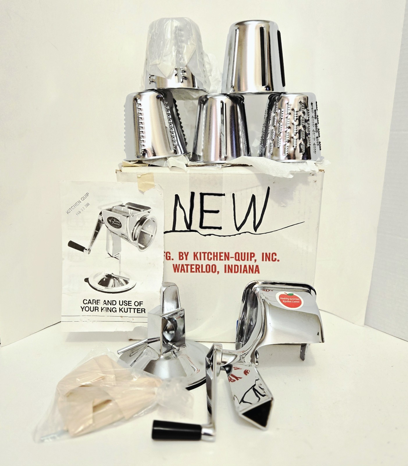 Vtg Healthy Gourmet Kitchen Cutter Shredder KitchenQuip 5 Cones Suction Base NOB