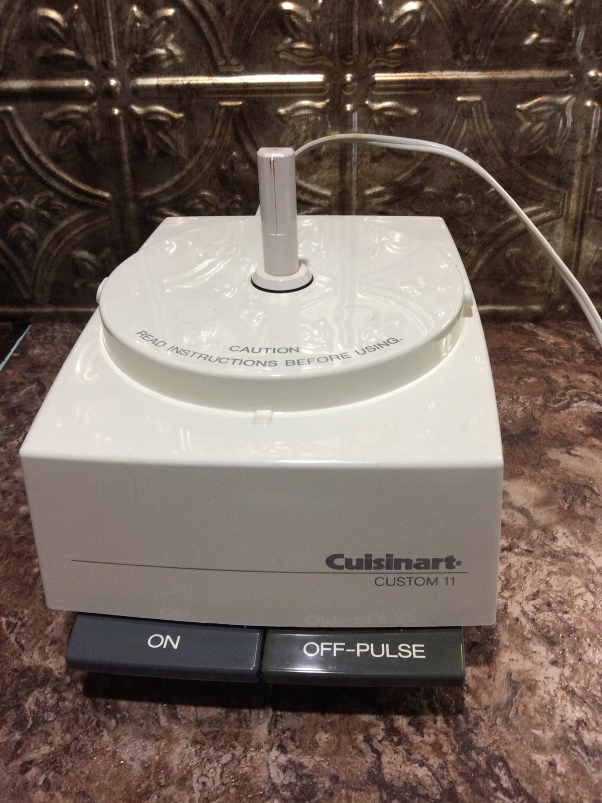 Cuisinart DLC-8M Custom 11 Food Processor Motor Base Only