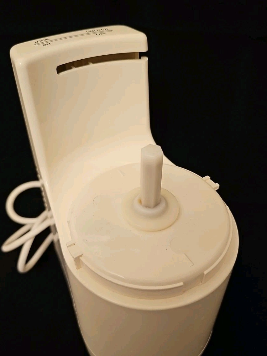 Sunbeam Oskar 14081 Food Processor Replacement Part 500 Watt Motor Base Tested