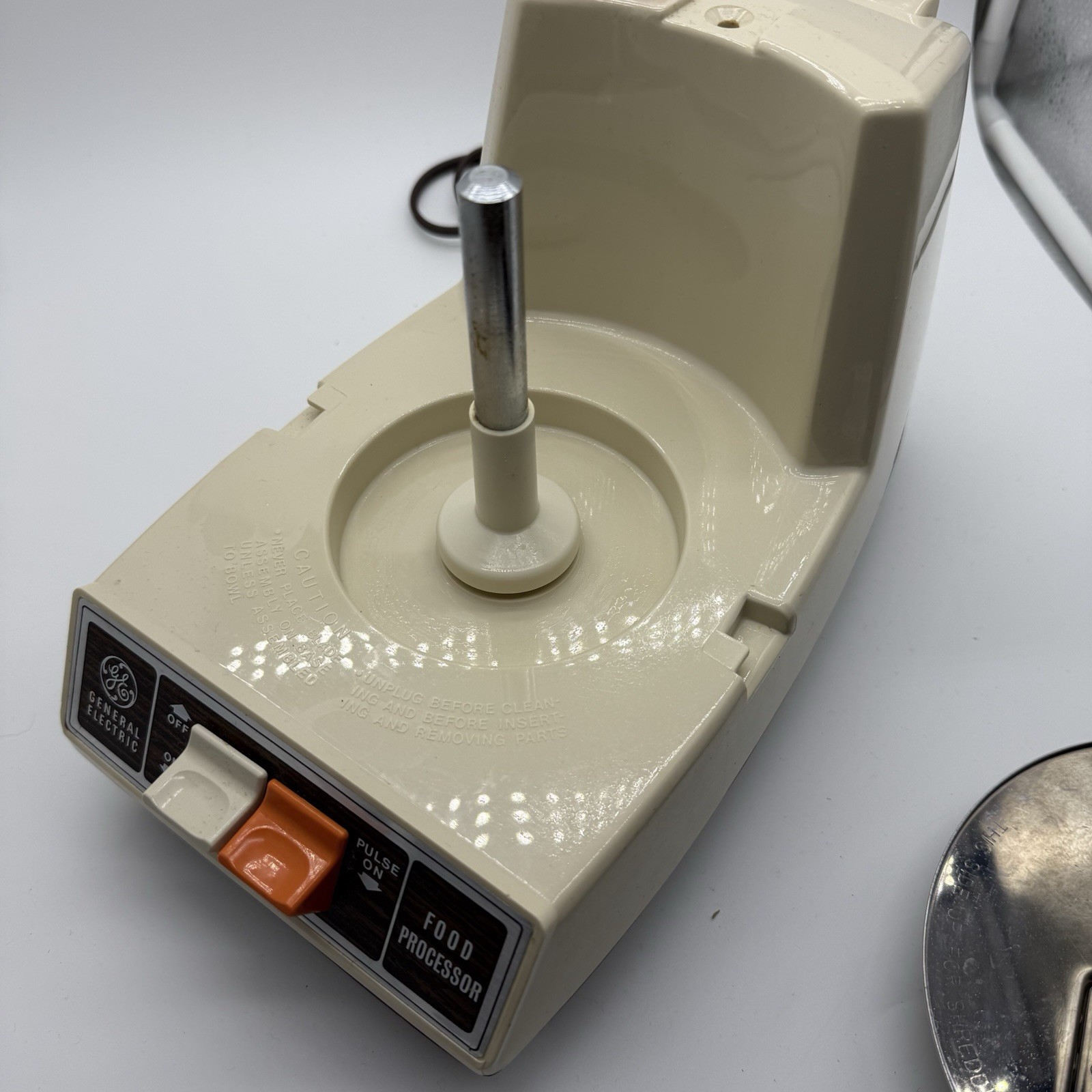 GE General Electric Vintage Food Processor Tested And Working No. d1fp1b
