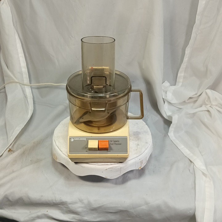 Black & Decker D1FP1D Food Processor Full Capacity Multi-Speed Vintage Tested