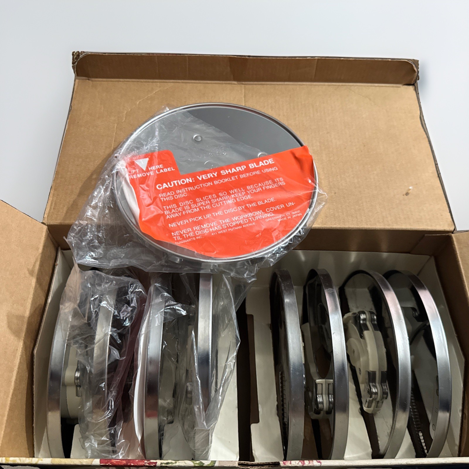 Vintage Cuisinart Complete DLC-7-070 DLC-7 Set Of 9 Made In Japan 9 Discs