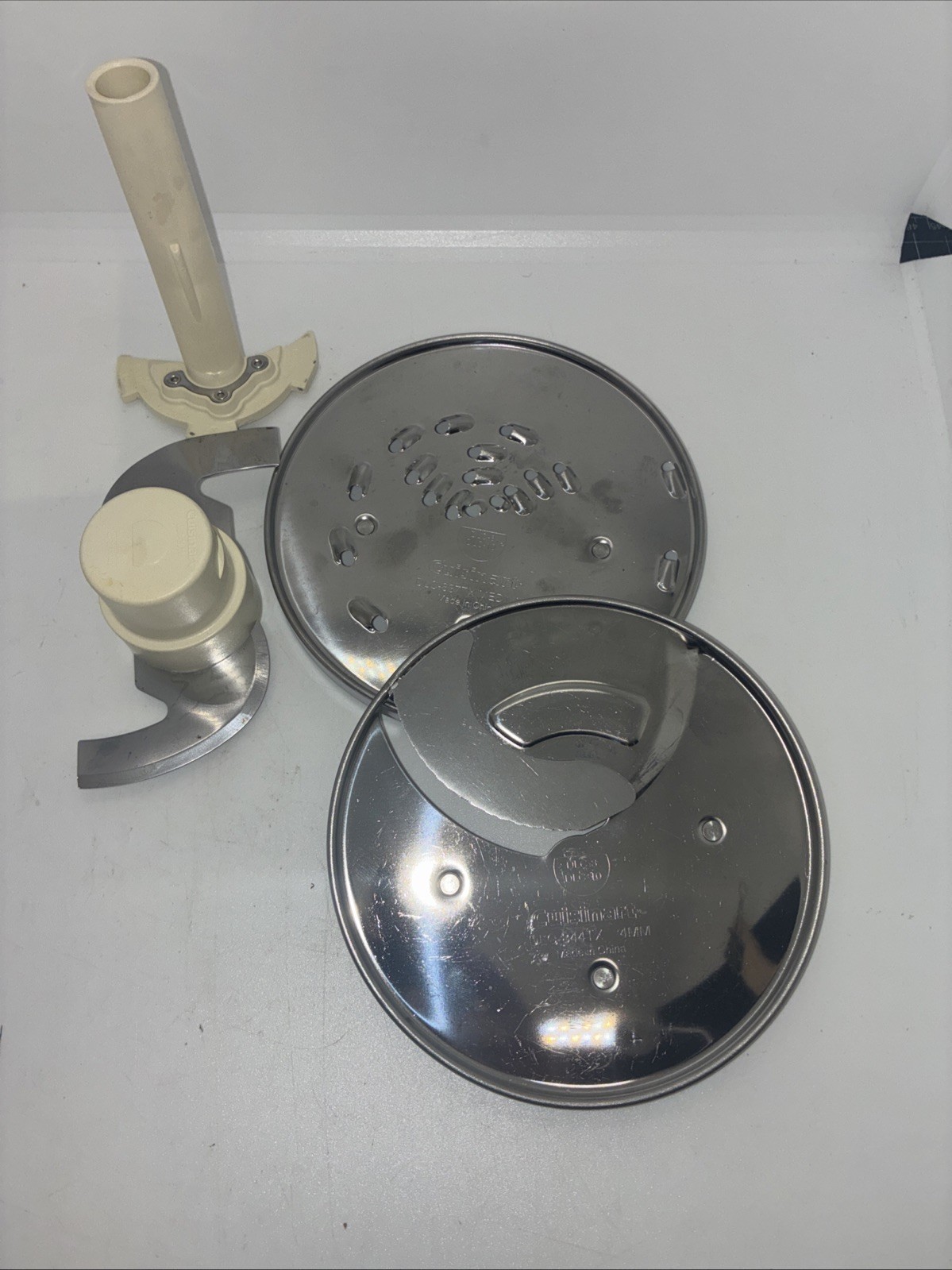 Lot Of Cuisinart Prep 11 Plus 3 Blades & Adapter Stem