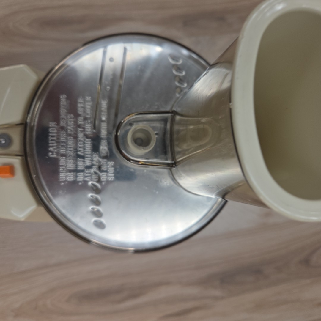 General Electric Food Processor D1FP1 Works Great