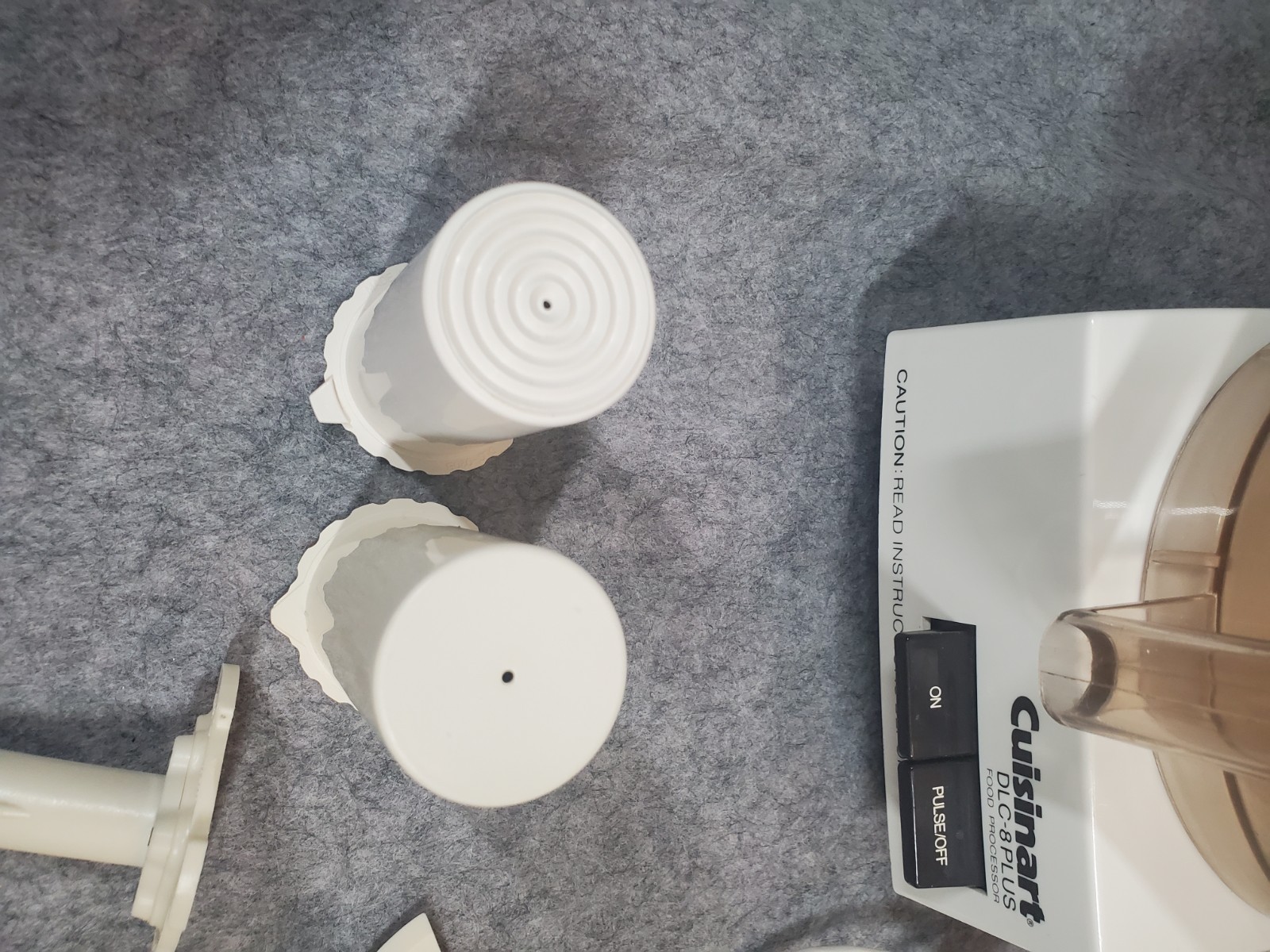 Vintage Cuisinart DLC-8 PLUS 600W 11 Cup White Food Processor w/ Attachments