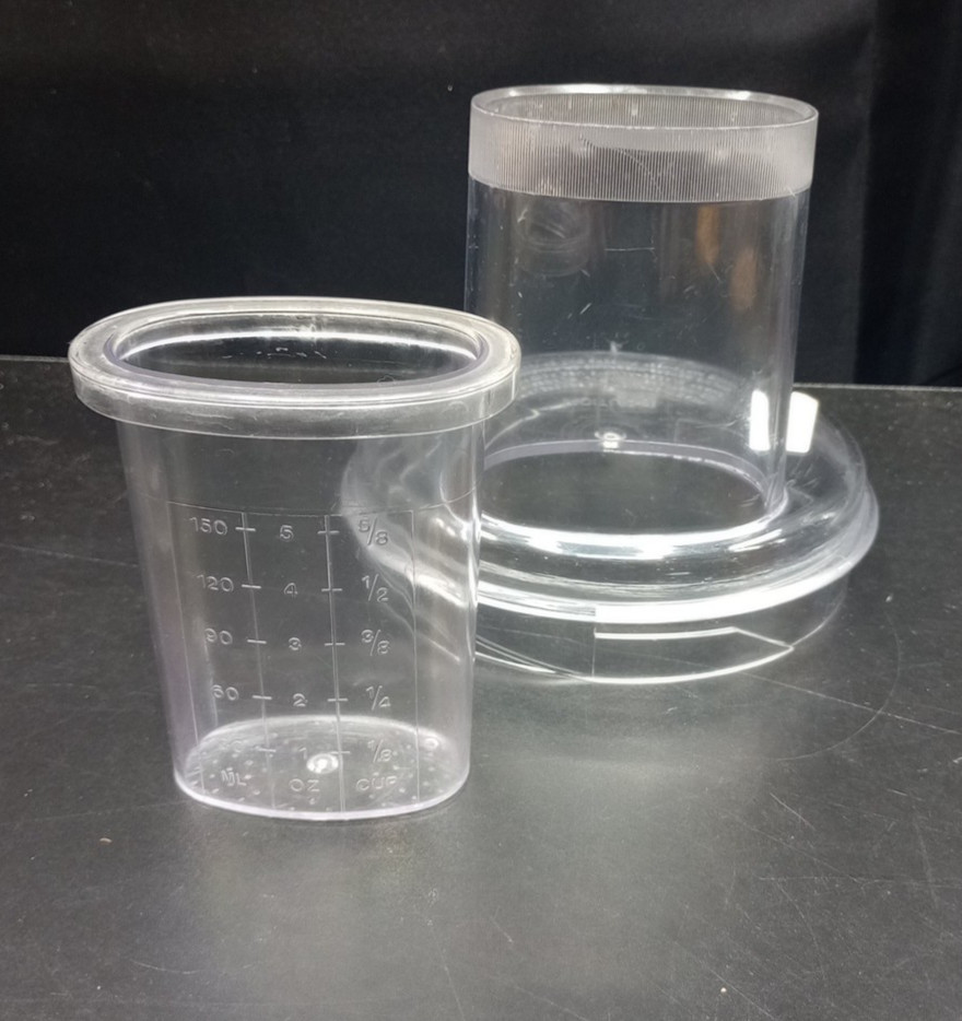 Regal La Machine 1 V813 Food Processor Parts Lid and Pusher Clear