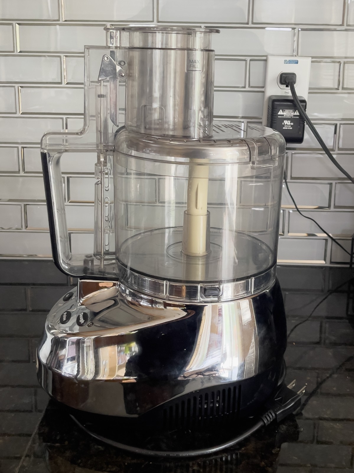 Cuisinart DLC-3011CHN Chrome Prep 11 Plus Food Processor w/ Accesories
