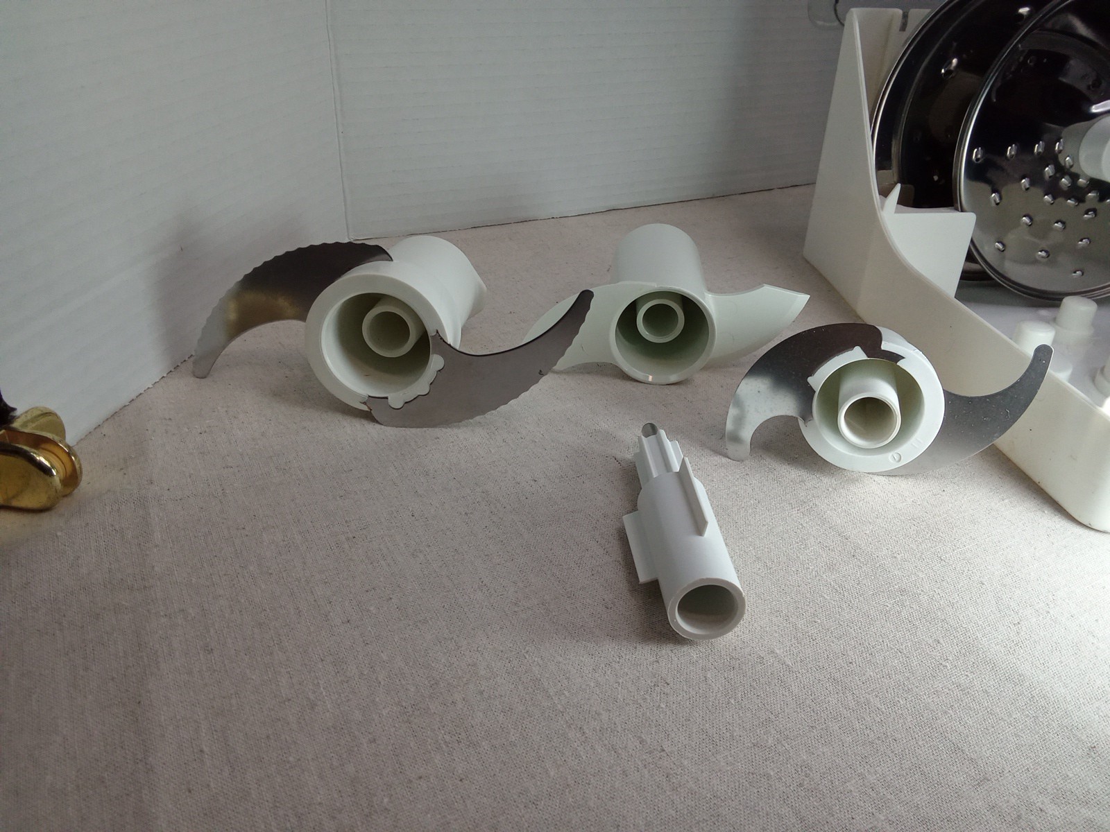 KitchenAid Food Processor KFP590 Attachments Blade Discs & Case
