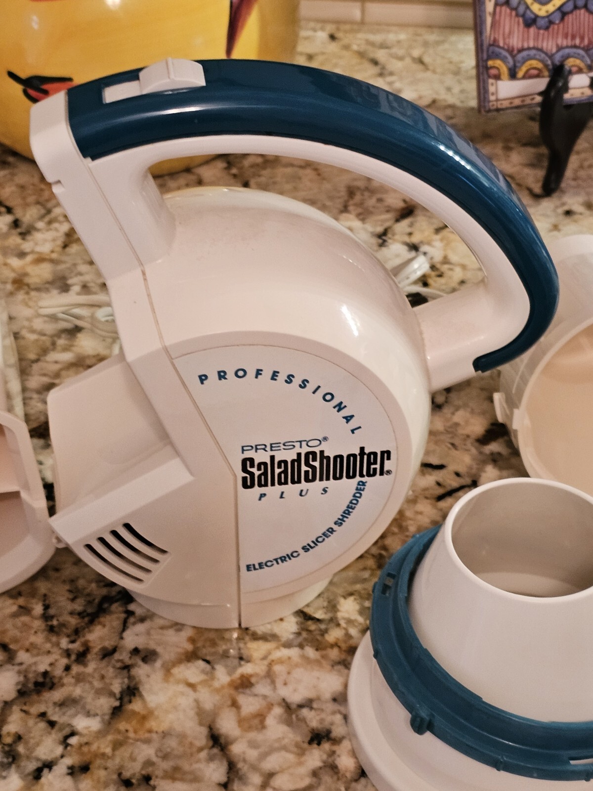 Vtg.PRESTO PROFESSIONAL SALAD SHOOTER ELECTRIC SLICER SHREDDER 0296001 – Work
