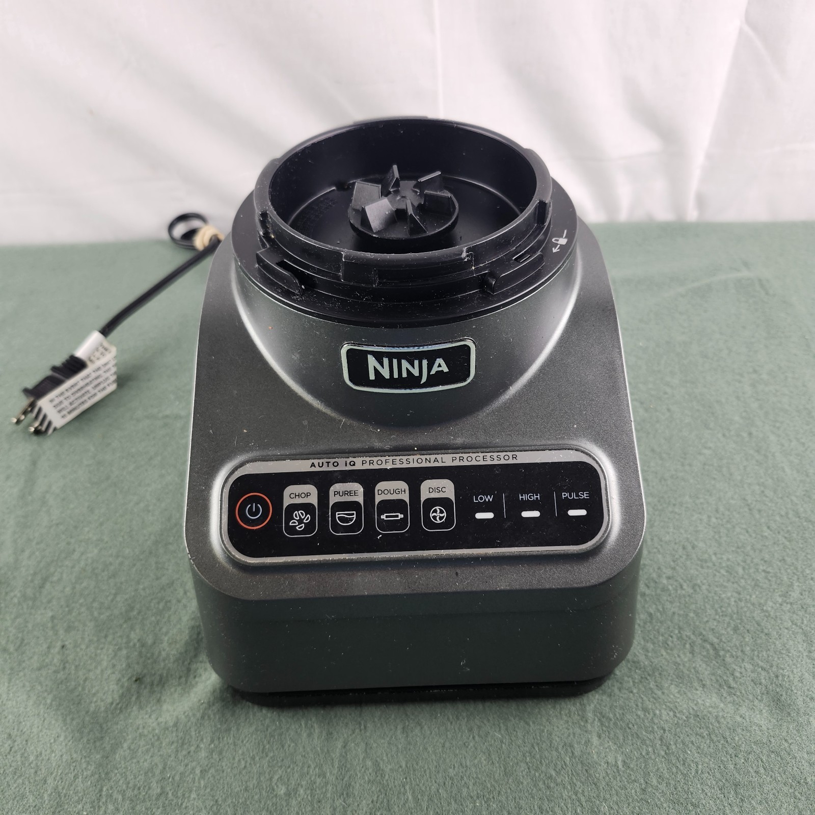 Ninja BN601- Professional 850W 9-Cup Food Processor (Base Only) Auto IQ Pro