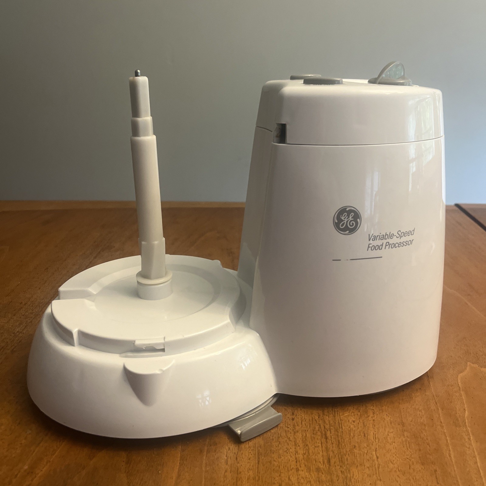 GE General Electric 4 Speed Food Processor Mod 106622 Replacement Base ONLY