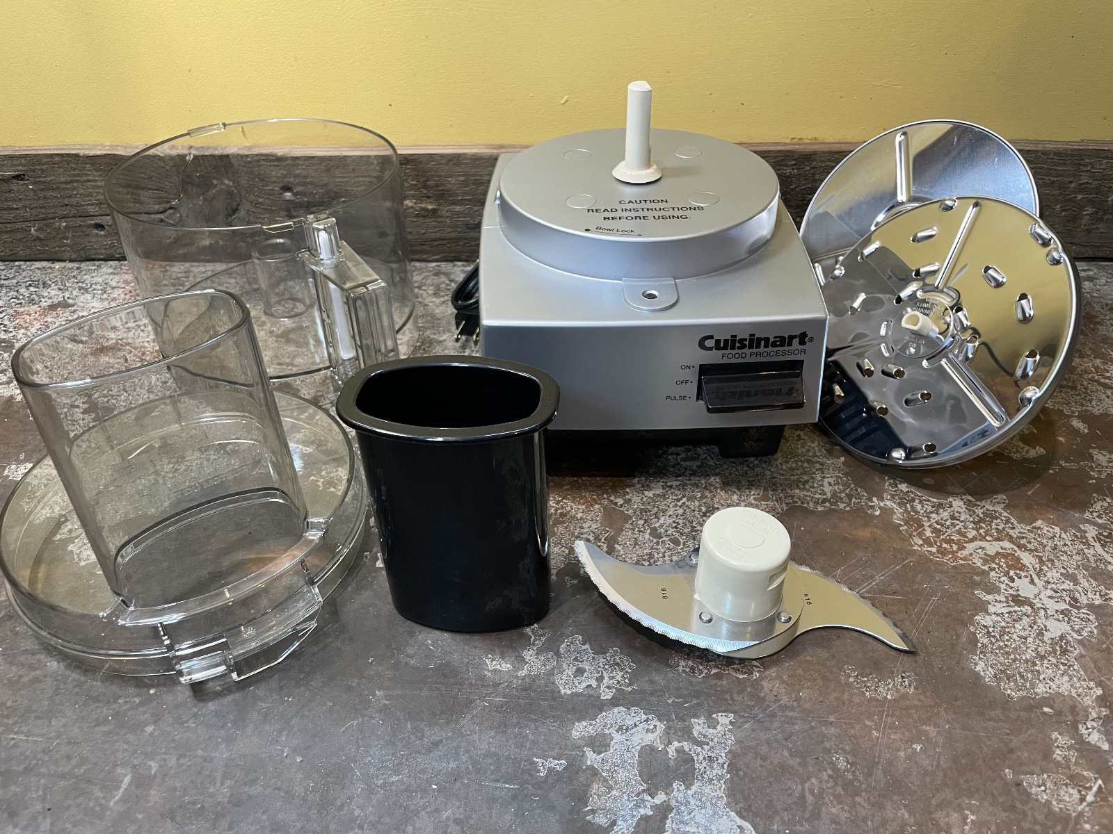 Cuisinart DLC-5 Silver Food Processor 7 Cup w/ Blades & Extras