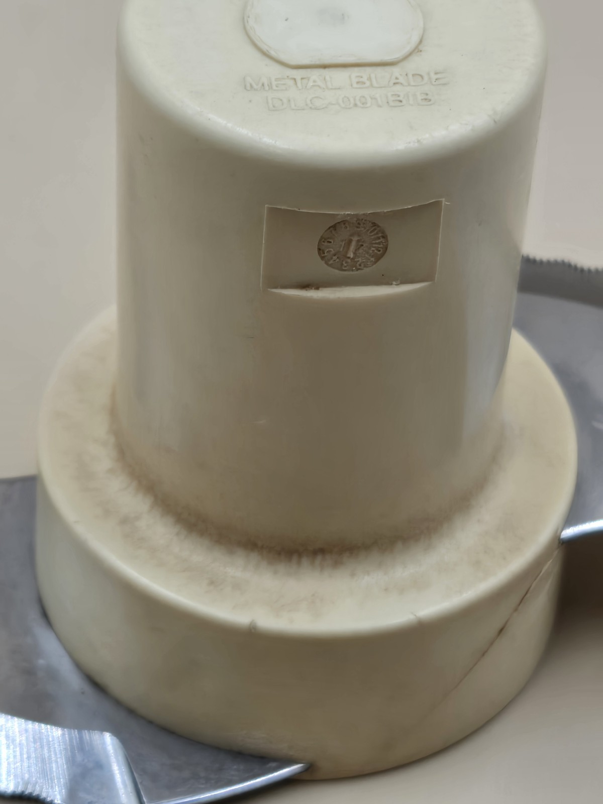 Shows Wear Metal Blade DLC-001BIB Cuisinart Food Processor DLC-7 NO RIVETS