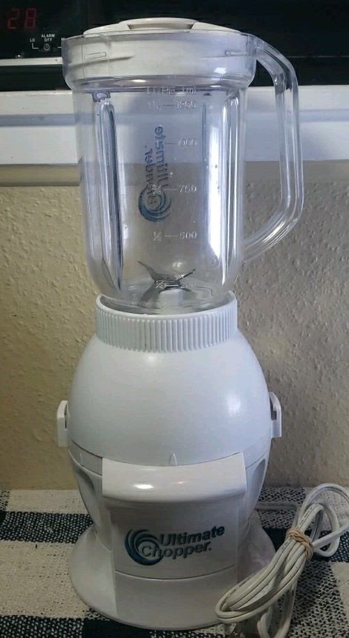 Ultimate Chopper CH-1 Food Processor With Ultimate Blender Pitcher Works Great