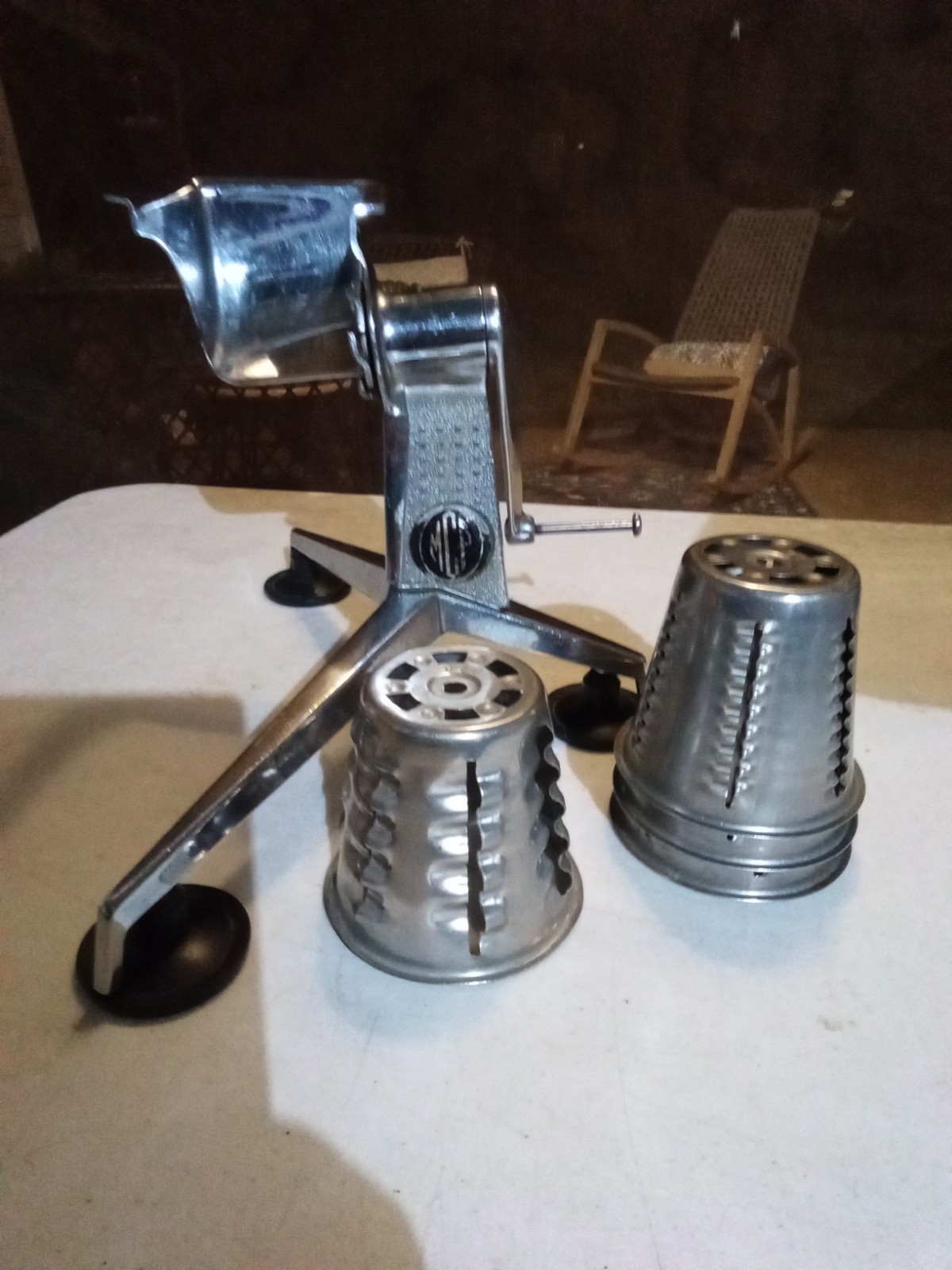 VINTAGE MCP Saladmaster Food Processor Chopper Shredder Slicer w/ 4 Cones