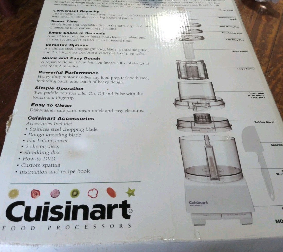 Cuisinart Food Processor Pro Custom 11 & Blades DLC-8S White New Open Box