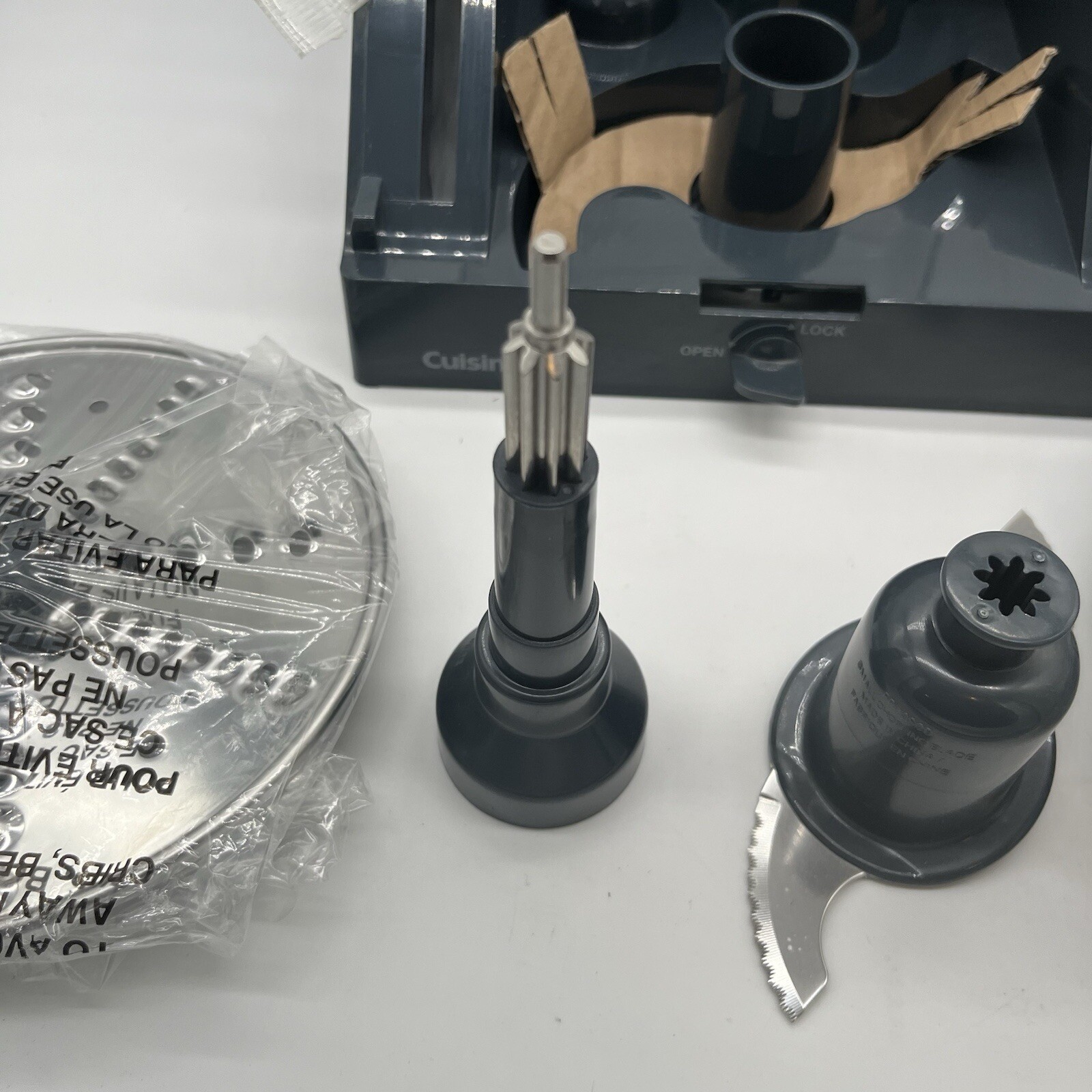 Cuisinart Food Processor Blades and Accessories in Storage Case FP-11/13SC Read