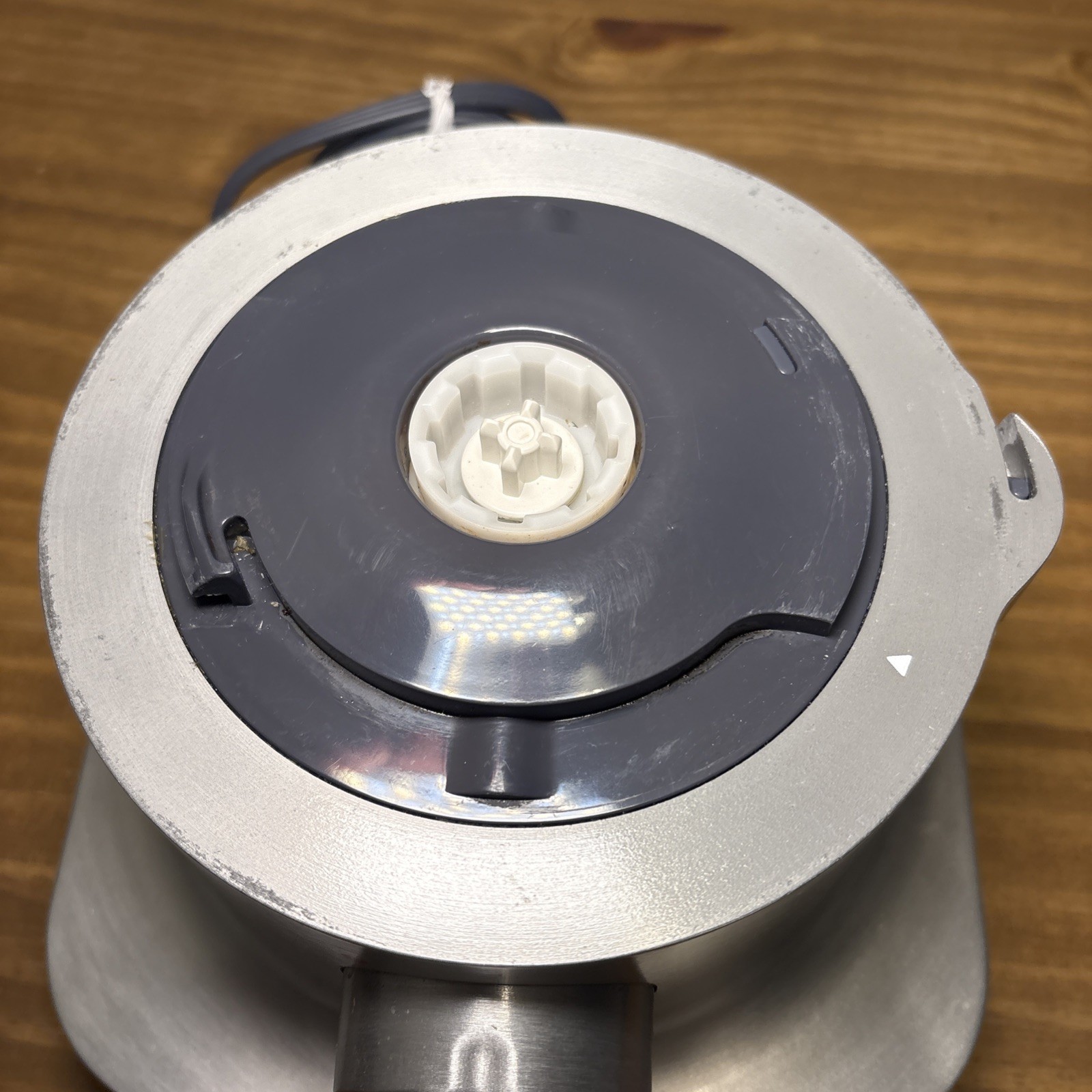 DeLonghi DFP250 9-Cup Food Processor Motor Base Stainless Replacement Part Only