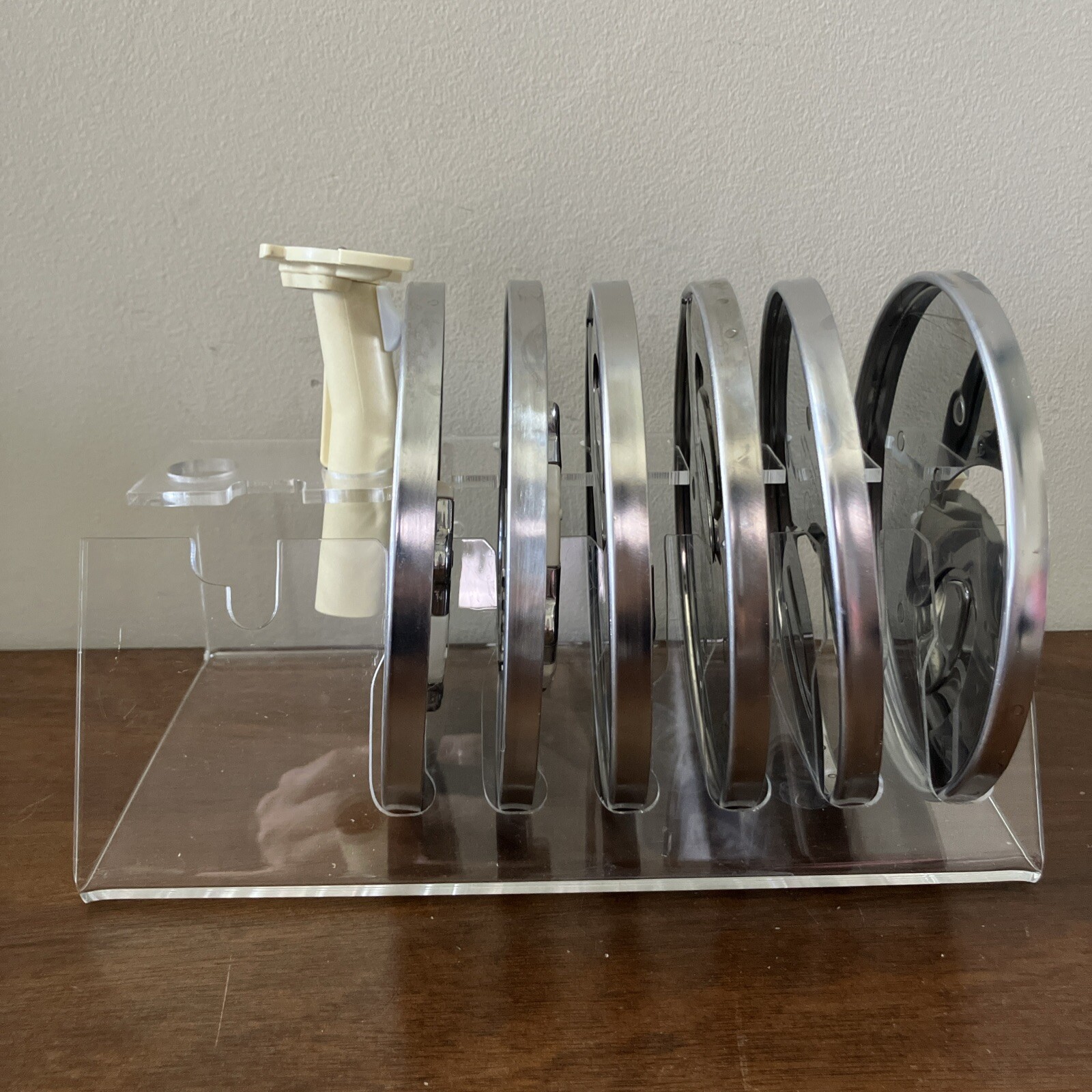 Acrylic 6 Blade Holder With 6 Cuisinart Blades And Mount