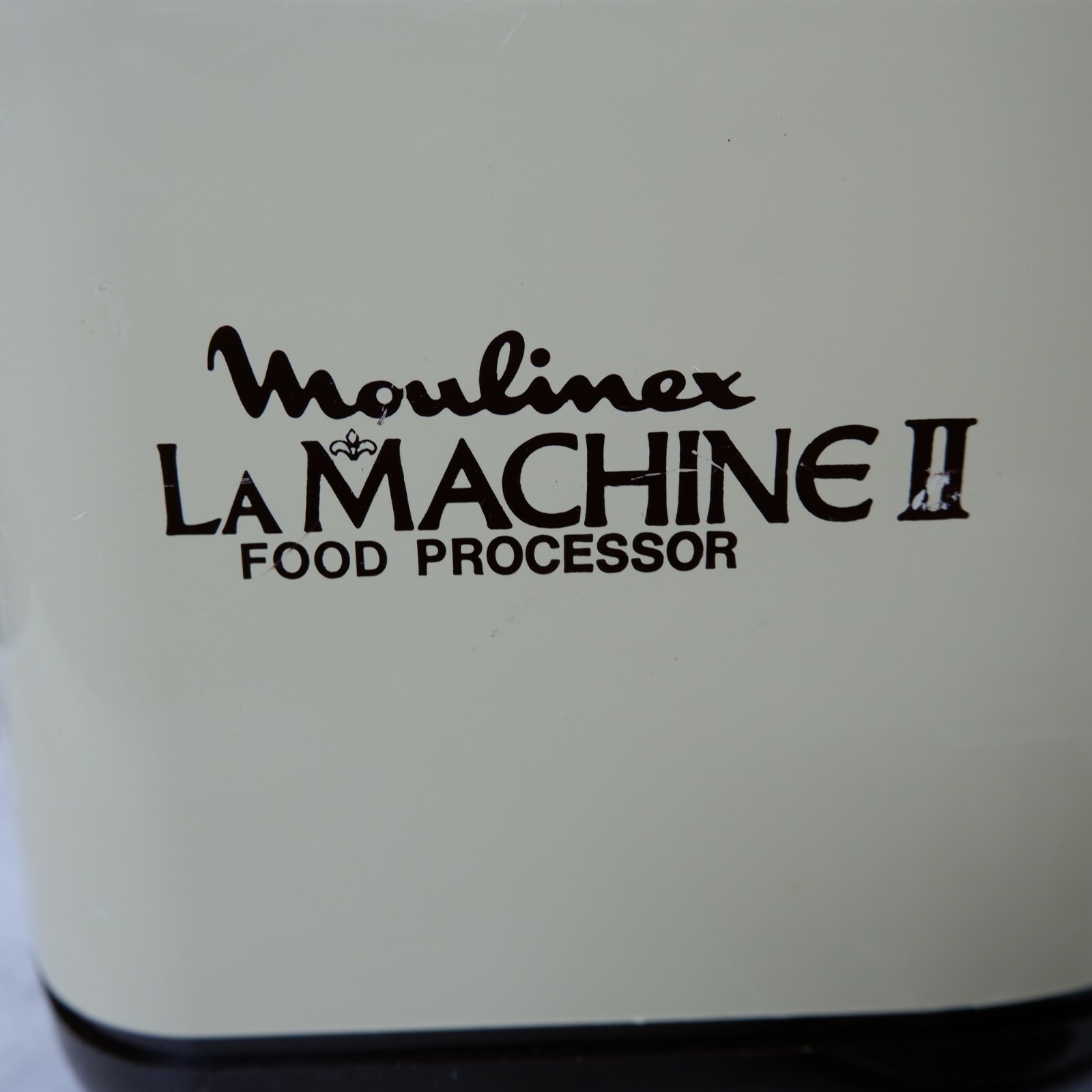 Moulinex LaMachine II Food Processor complete two blades stem top pusher
