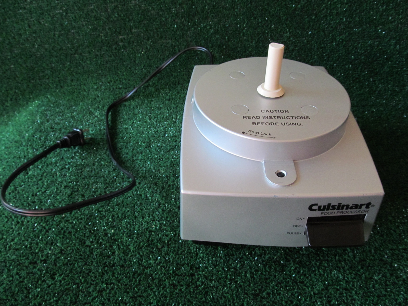 Cuisinart 7 Cup Food Processor Motor Base Model DLC-5BC Silver Color.