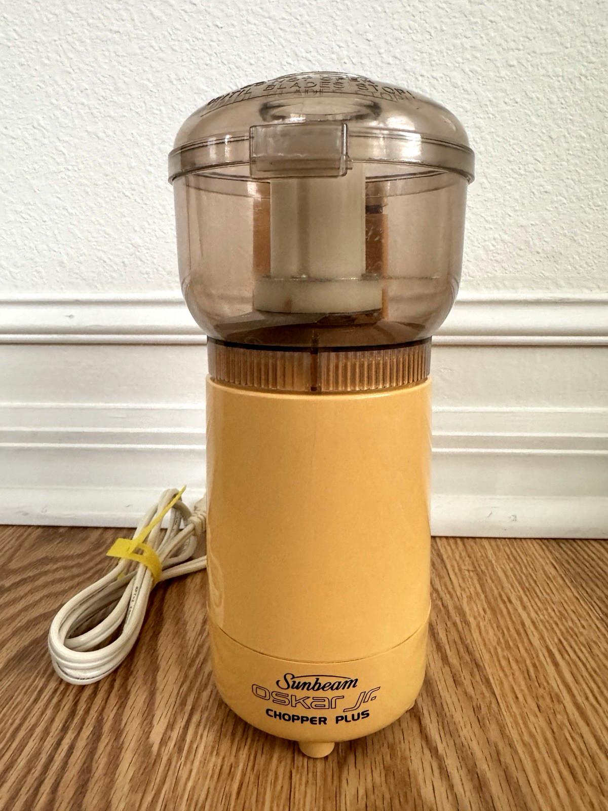 Vintage Sunbeam Oskar Jr Chopper Plus Model 14131 -Golden Yellow – Working