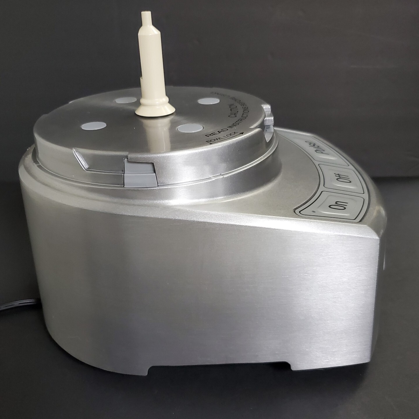 Cuisinart FP-12DC Elite Collection 12-Cup Food Processor Base Motor Only WORKS
