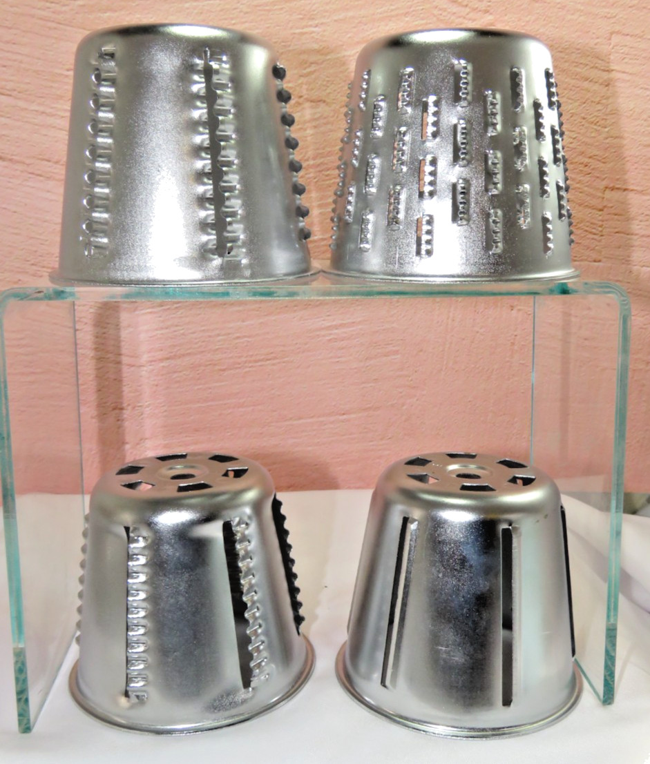 Vintage Duncan Hines Manual Food & Vegetable Cutter w/ 4 Cutting Cones & Box