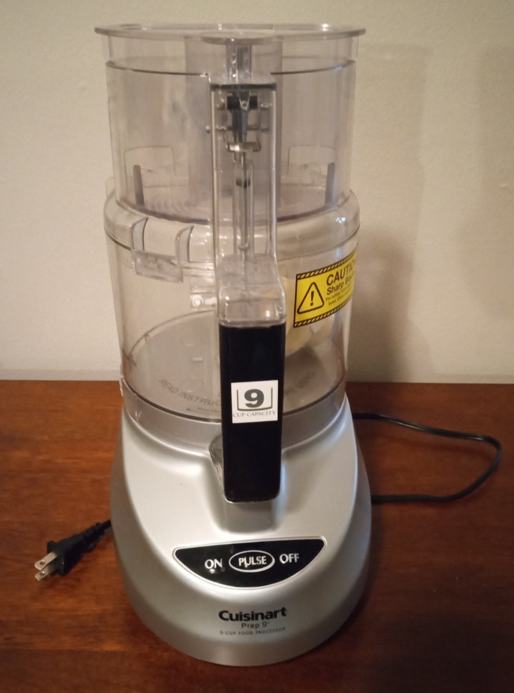 Cuisinart Prep 9-Cup Food Processor CFP-9SVPC **READ**