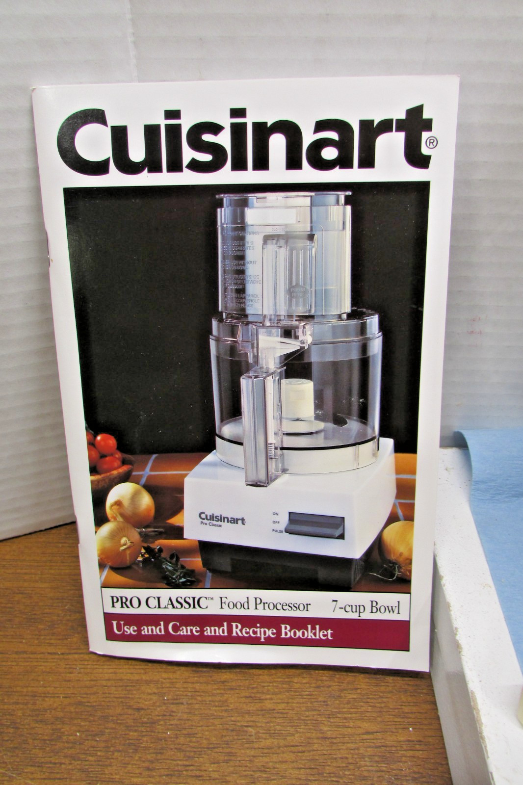 Cuisinart Pro Classic DLC-10S 7-Cup Food Processor W/ Attachments & User Manual