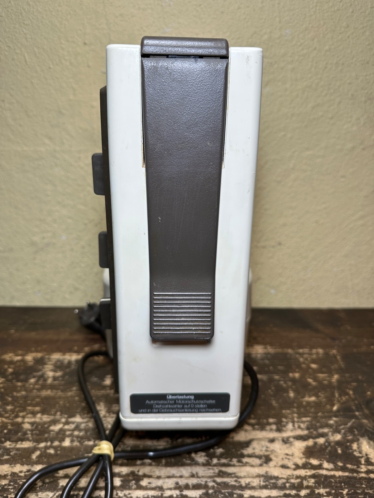 Vorwerk Thermomix 3300-3 Motor Base 220V 50Hz For Parts Repair