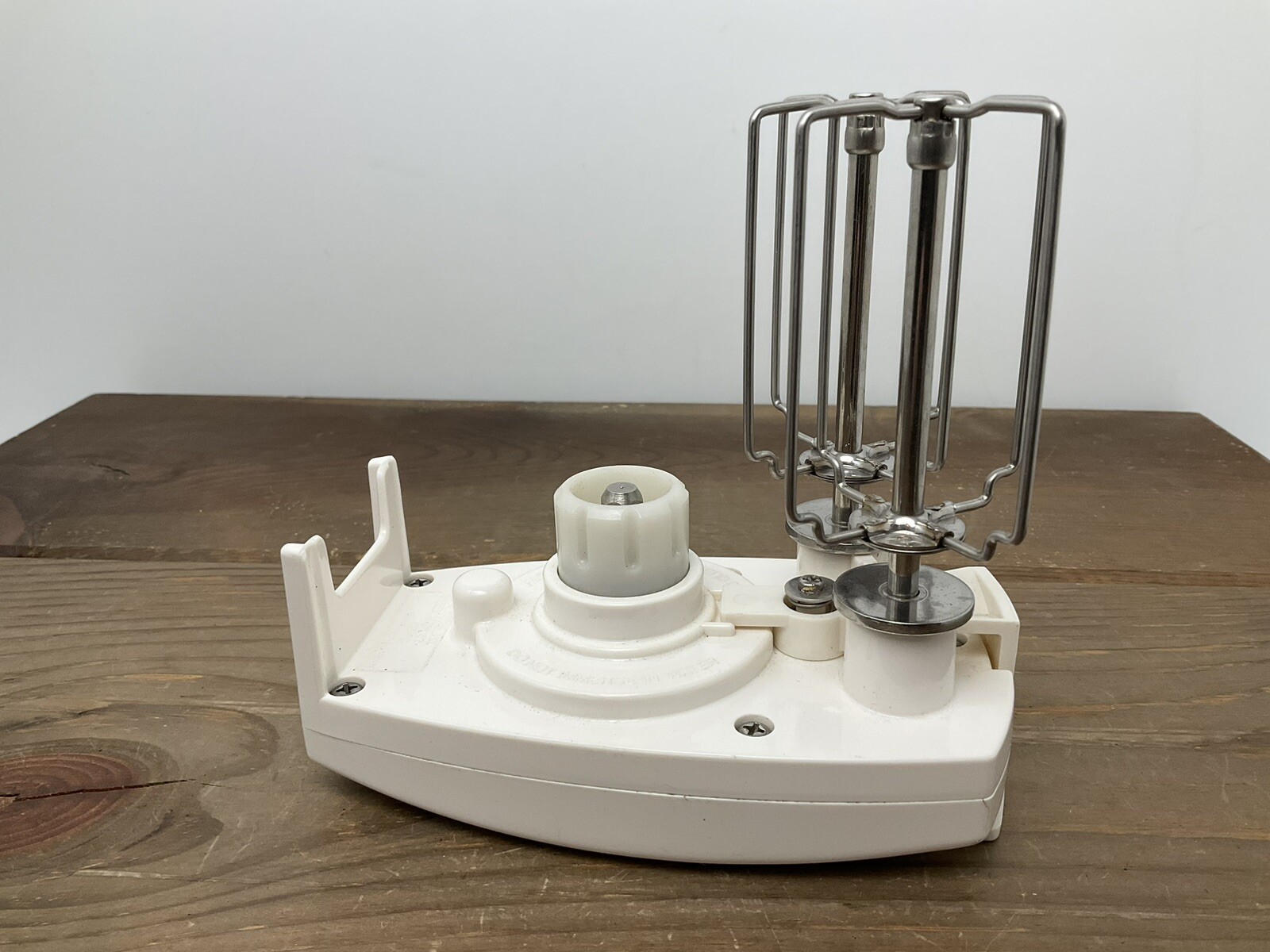 Cuisinart Whisk Attachment Base and 2 Wire Beaters DLC 457 For DLC7