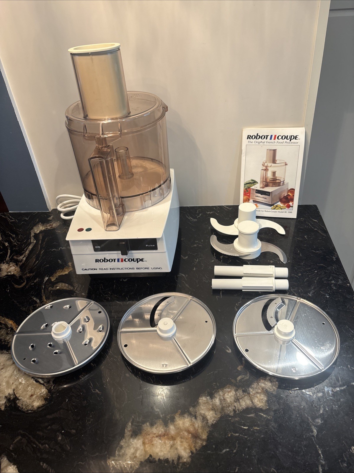 Robot Coupe Food Processor RC 3500 – Tested