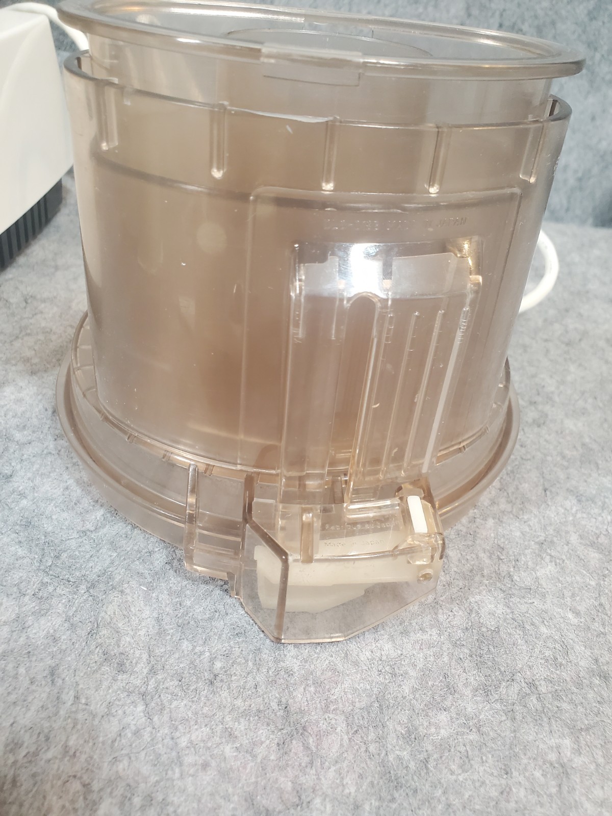Vintage Cuisinart DLC-8 PLUS 600W 11 Cup White Food Processor w/ Attachments