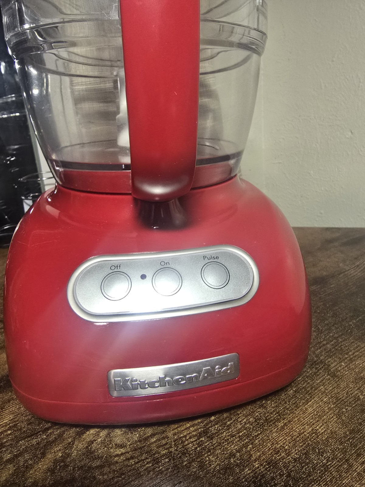 Kitched Aid Food Processor Model KFP74QER1 Red Color 2 Blades 72 Oz / 2 Litros.